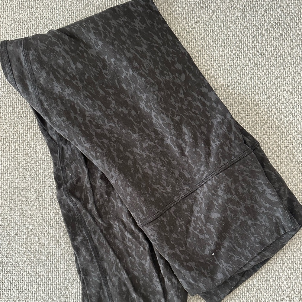 Lululemon camo print 25 inch align leggings